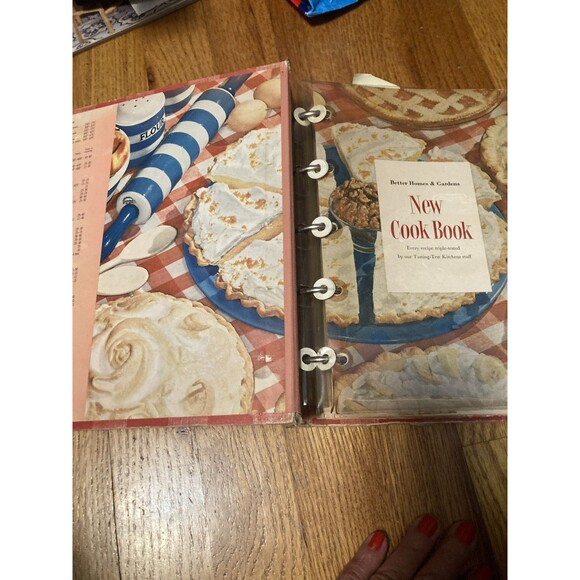 Vtg 1953 Better Homes & Gardens New Cook Book 5-Ring Binder 1st edition - Picture 3 of 16